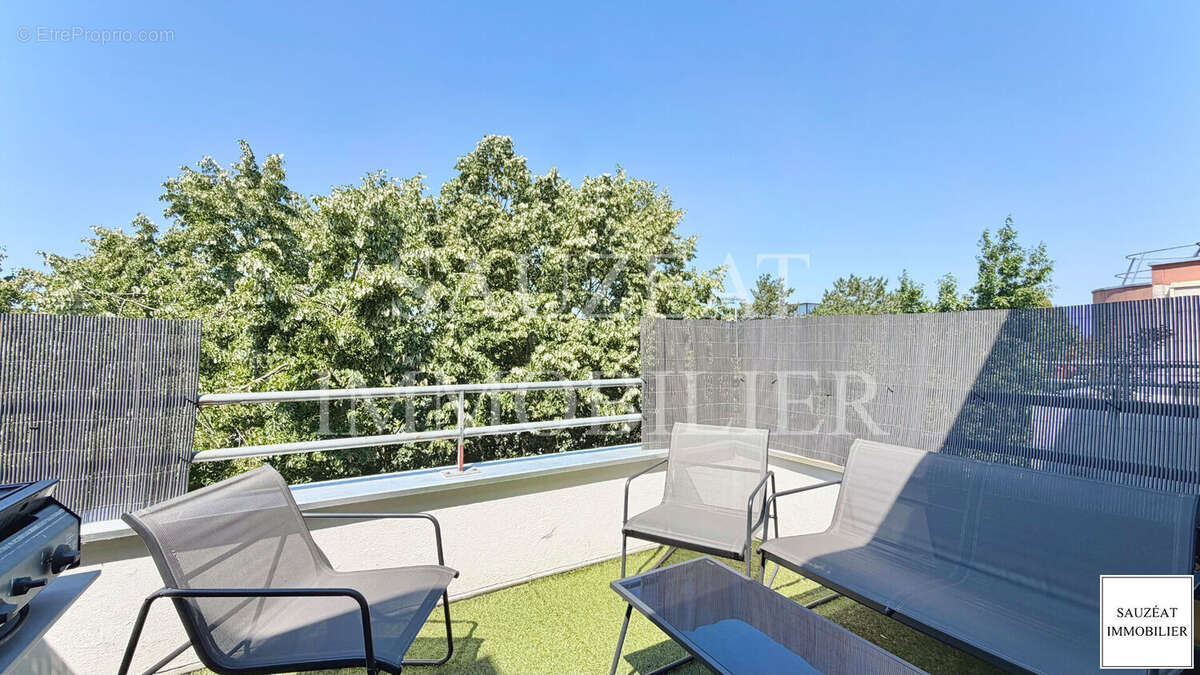 Appartement à LE PLESSIS-ROBINSON