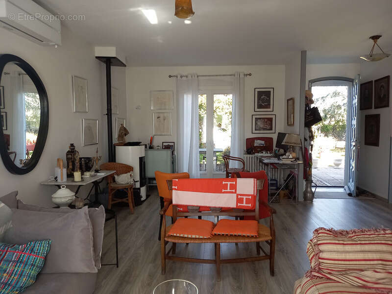 Maison à SAINT-AIGULIN