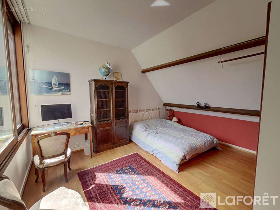 Maison à GIF-SUR-YVETTE