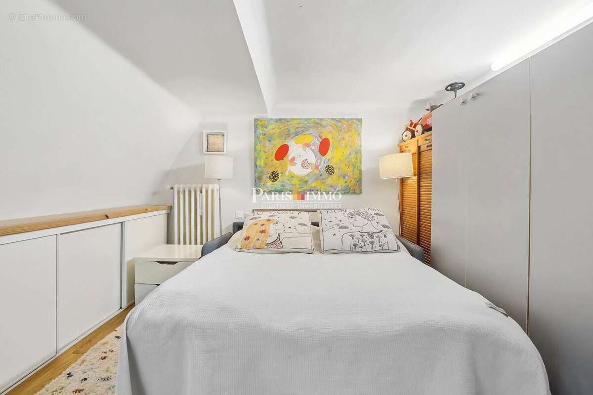 Appartement à PARIS-15E