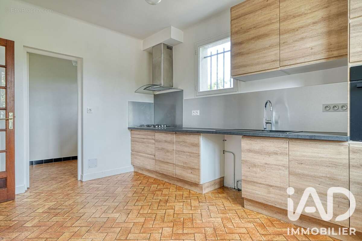 Maison 217 m² à Croissy-Sur-Seine  - photo 5