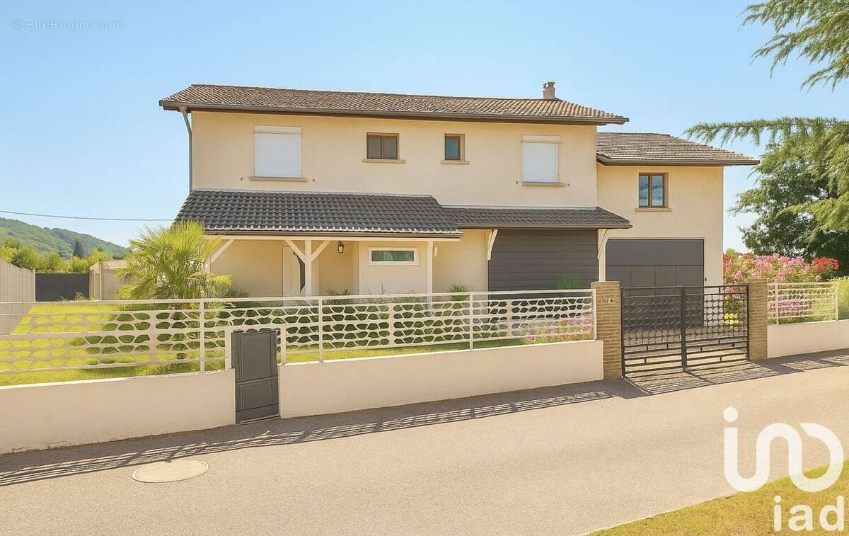 Photo 2 - Maison à SAINT-SIMEON-DE-BRESSIEUX