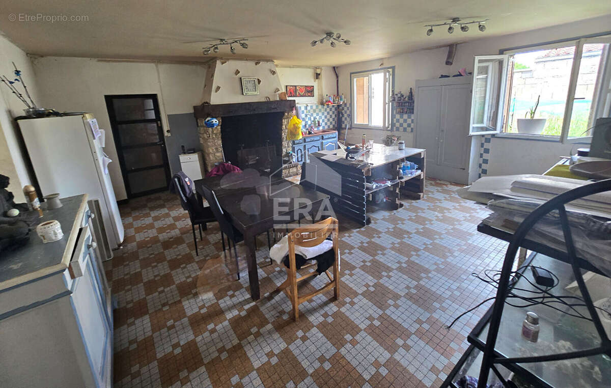 Maison 173m² à saint-étienne-de-puycorbier - photo 4