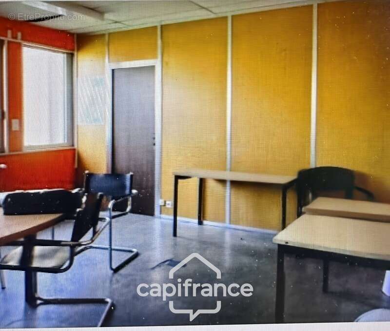 Commerce à FRESSENNEVILLE