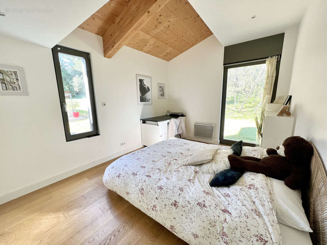 Maison à MEYRARGUES