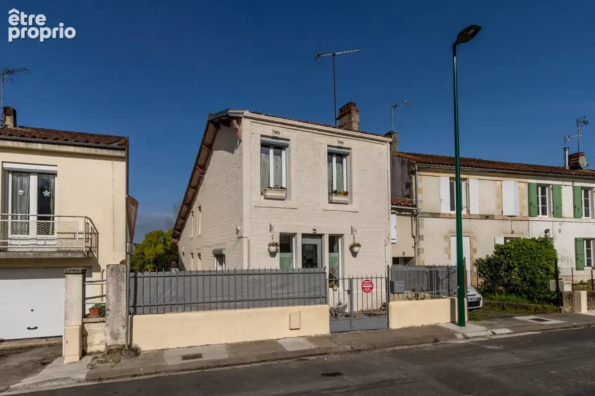 Saint-savinien, maison rénovée 120 m2, 3 chambres, jardin - photo 17