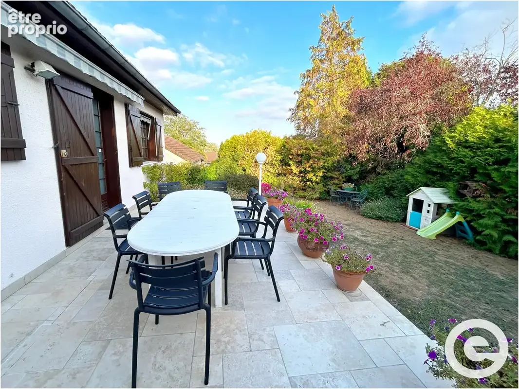 Maison familiale 5 pièces - 112.63m2   1977   Saint Martin-du-Tertre - photo 8
