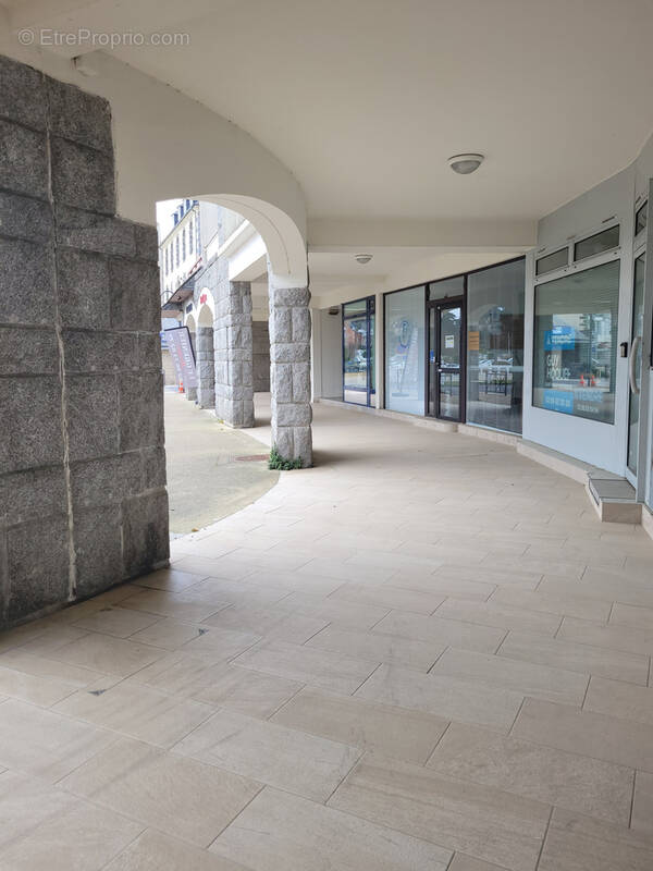 Commerce à SAINT-QUAY-PORTRIEUX