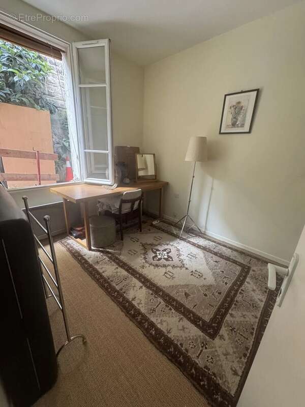 Appartement à PARIS-19E