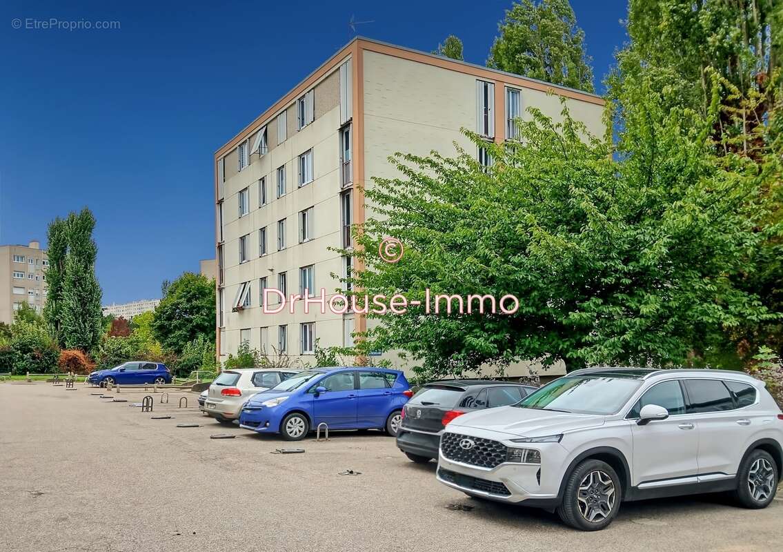 Appartement à VALENTON