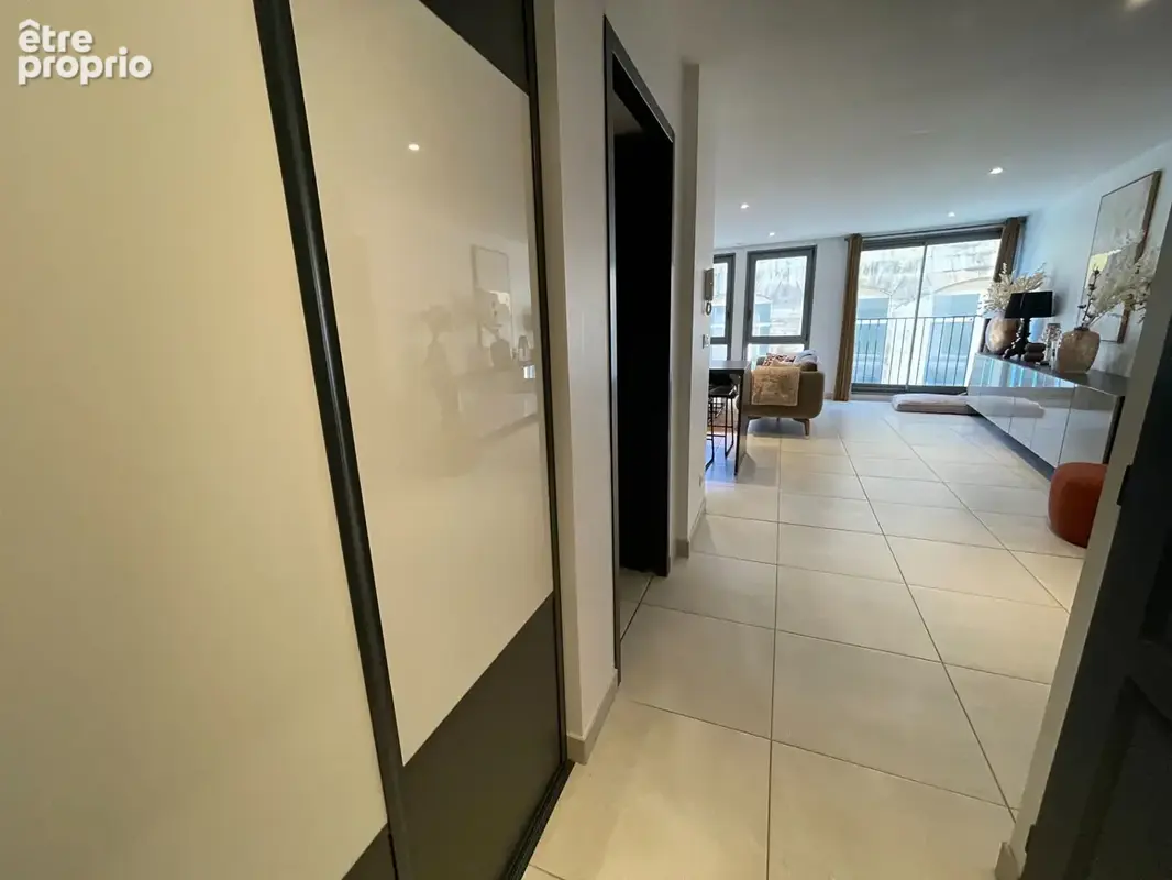 Exceptionnel et rare : Appartement dans résidence avec ascenseur et parking sécurisé. - photo 2