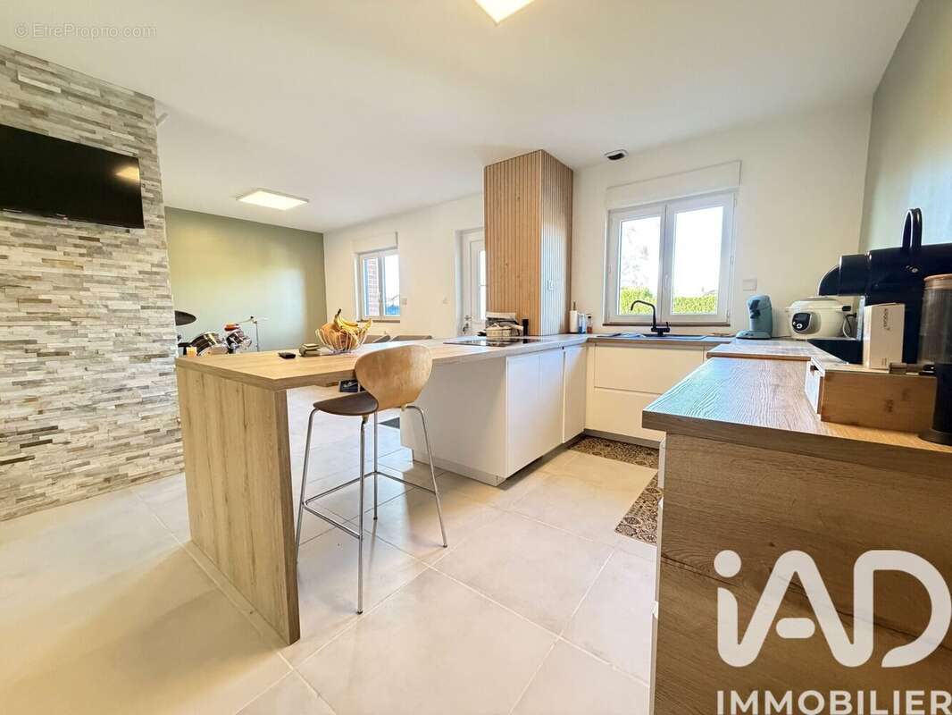 Photo 2 - Maison à MONCHECOURT