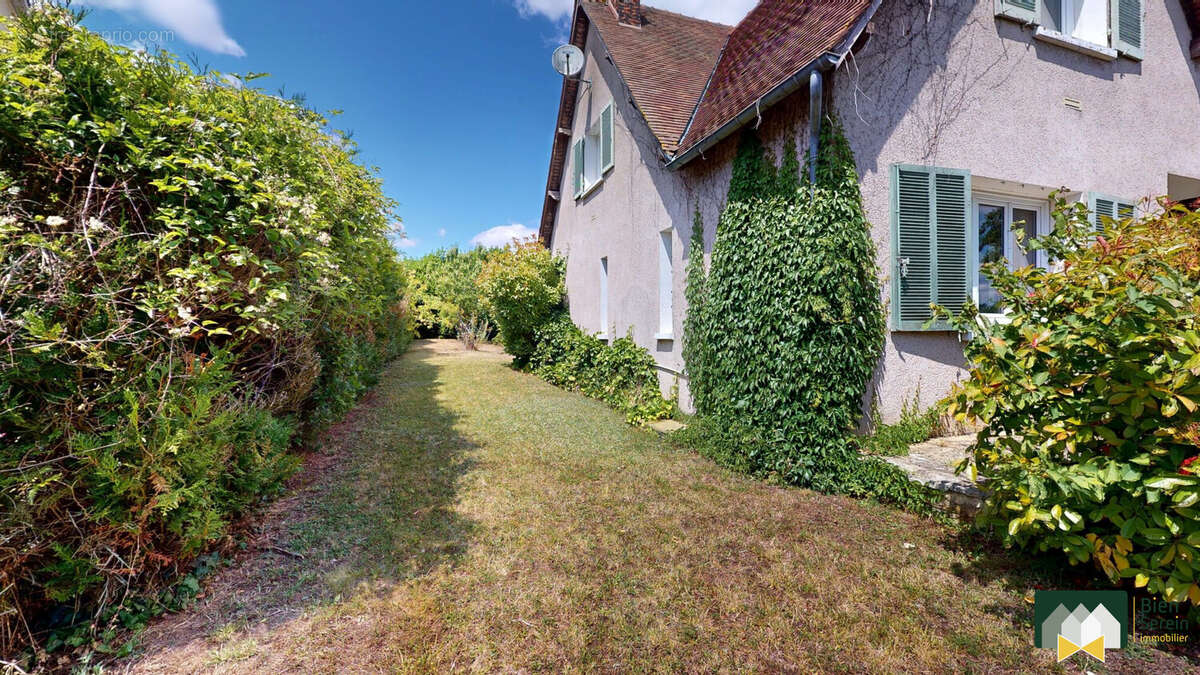 Jardin  - Maison à MAINTENON