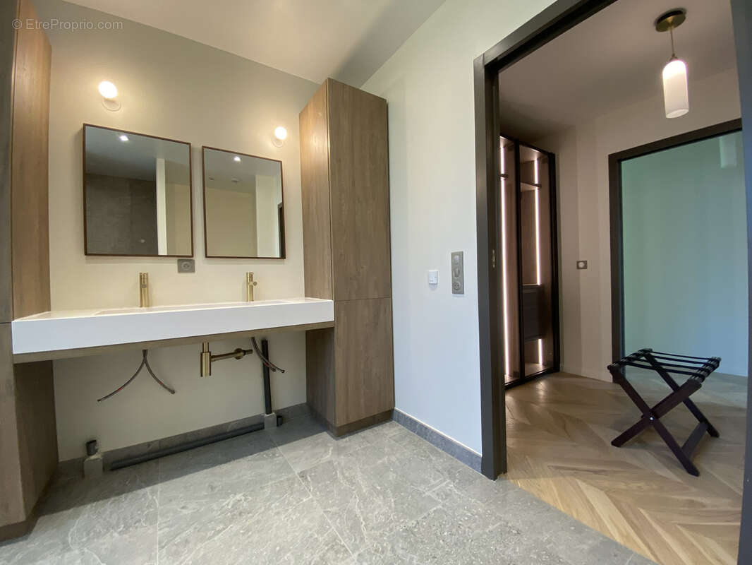 Maison à MAGNY-LE-HONGRE