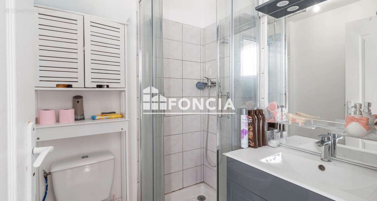 Appartement à PORT-DE-BOUC