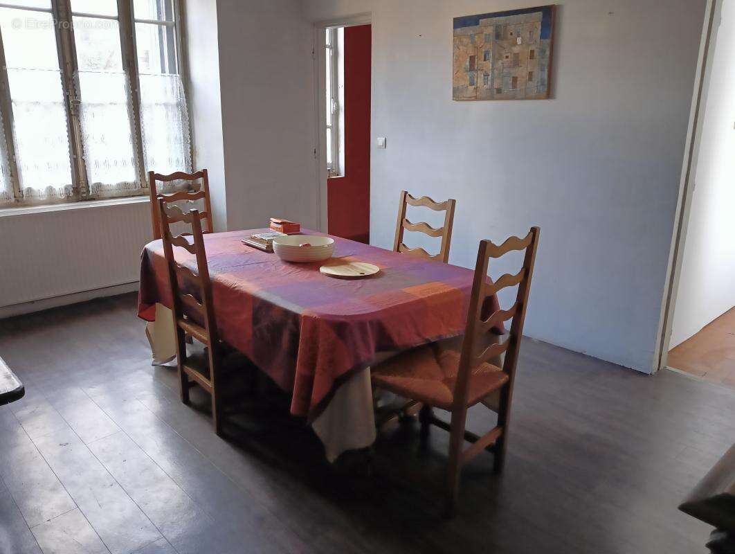 Appartement à DECAZEVILLE