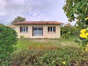 Maison à AMBARES-ET-LAGRAVE