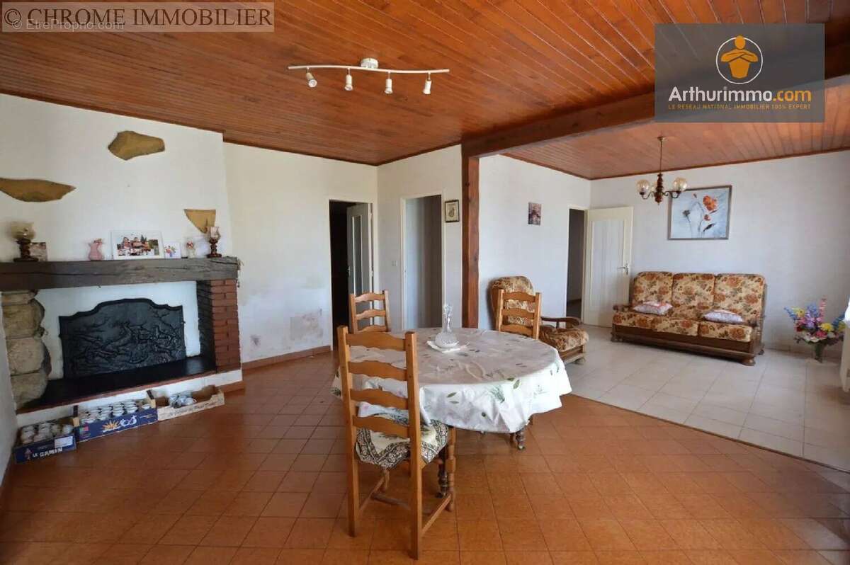 Maison à LEVIGNAC-DE-GUYENNE