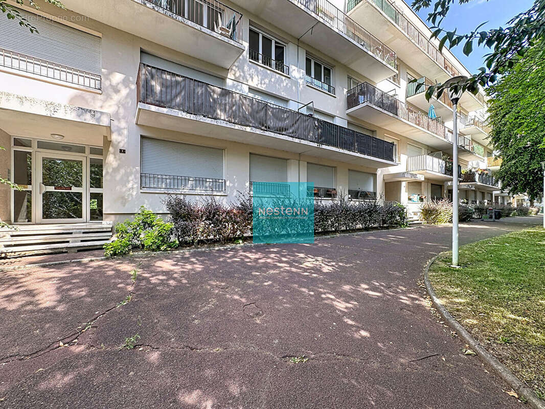 Appartement à LE PLESSIS-BOUCHARD