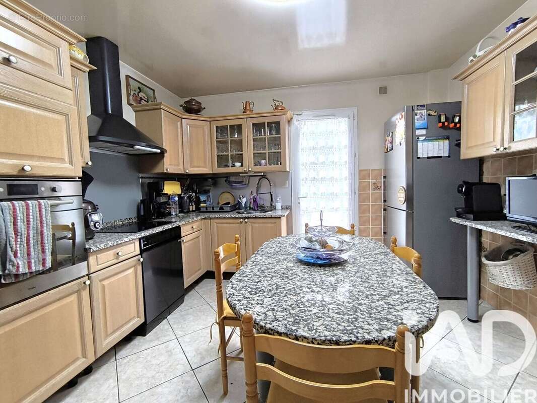 Photo 3 - Maison à MONTEVRAIN