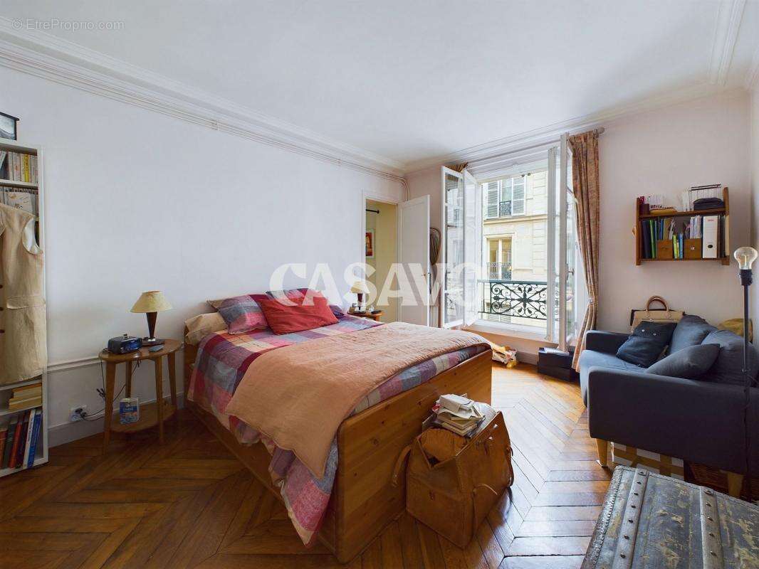 Appartement à PARIS-4E