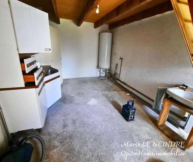 Maison à PLOUNEVEZ-QUINTIN