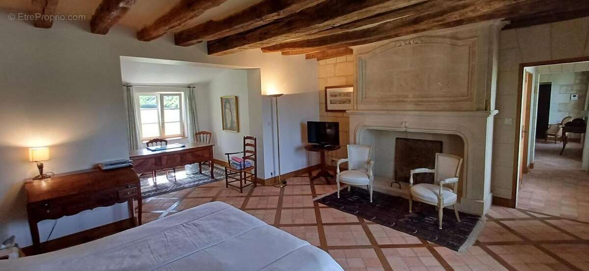 Maison à FONTEVRAUD-L&#039;ABBAYE