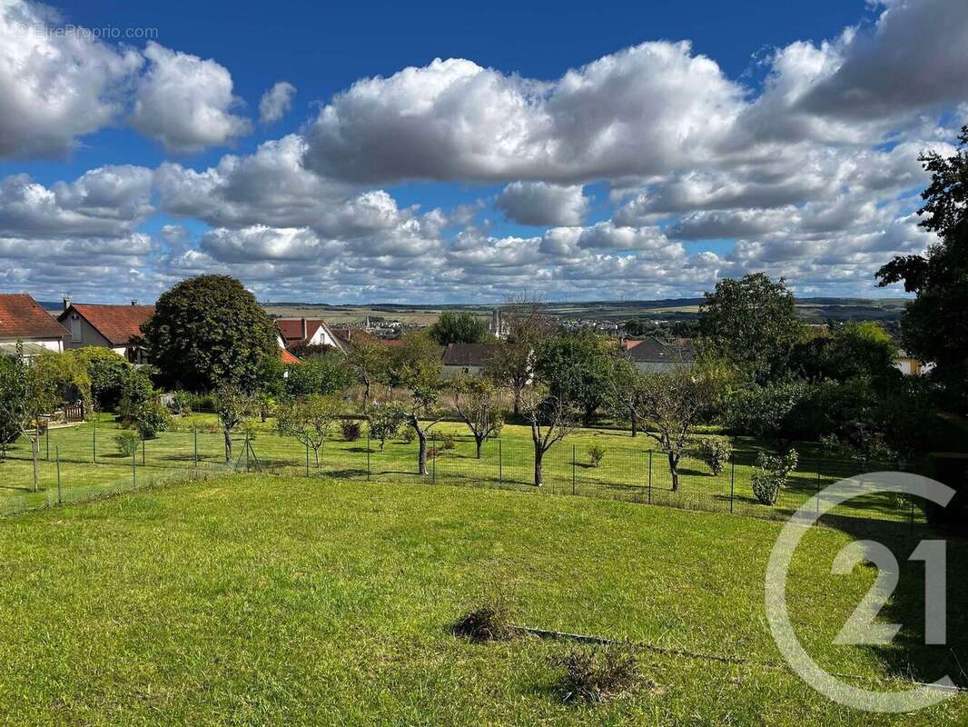 Maison à AUXERRE