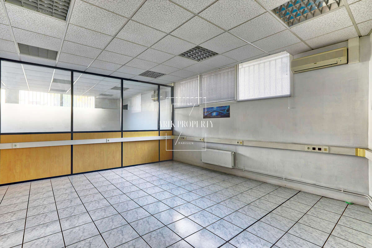 Appartement à CHARENTON-LE-PONT