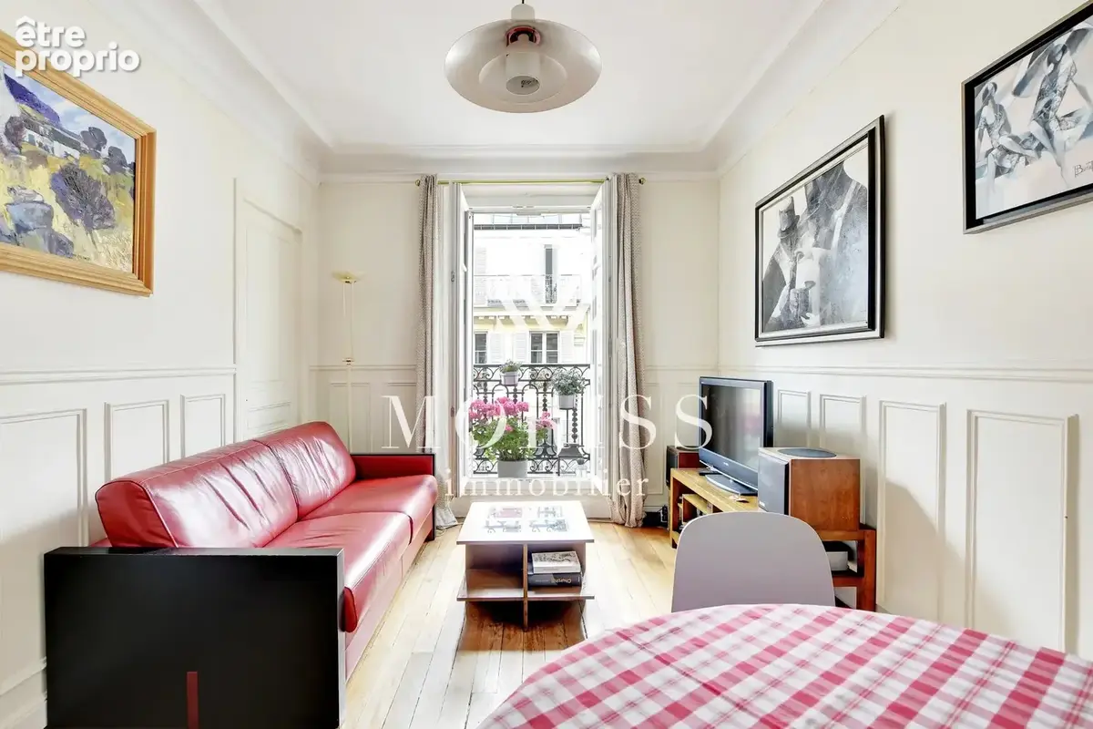 Appartement 5 piéces rue duhesme 75018 paris - photo 3