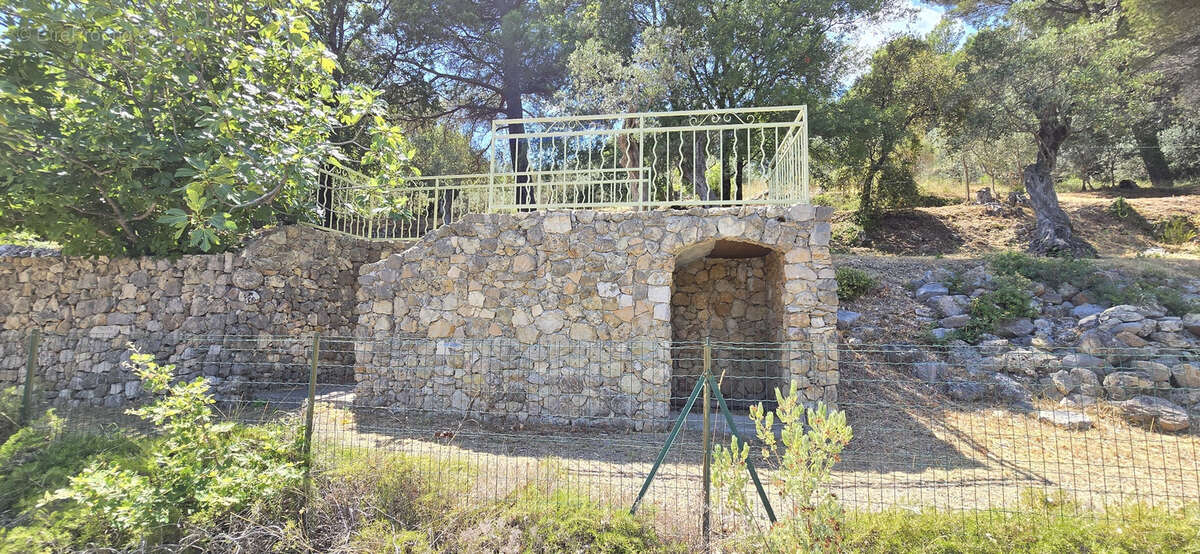 Maison à CALLAS