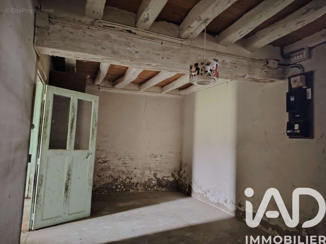 Maison 76 m² à Vicq-Exemplet  - photo 3