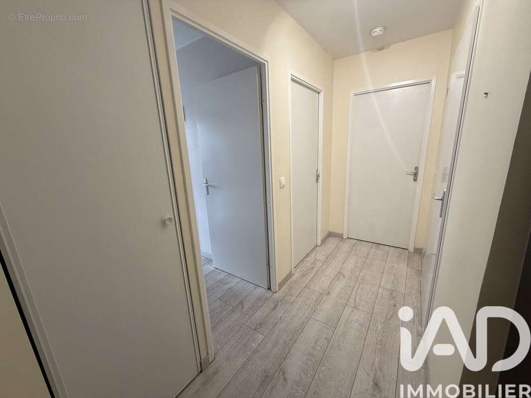 Photo 4 - Appartement à VERT-SAINT-DENIS