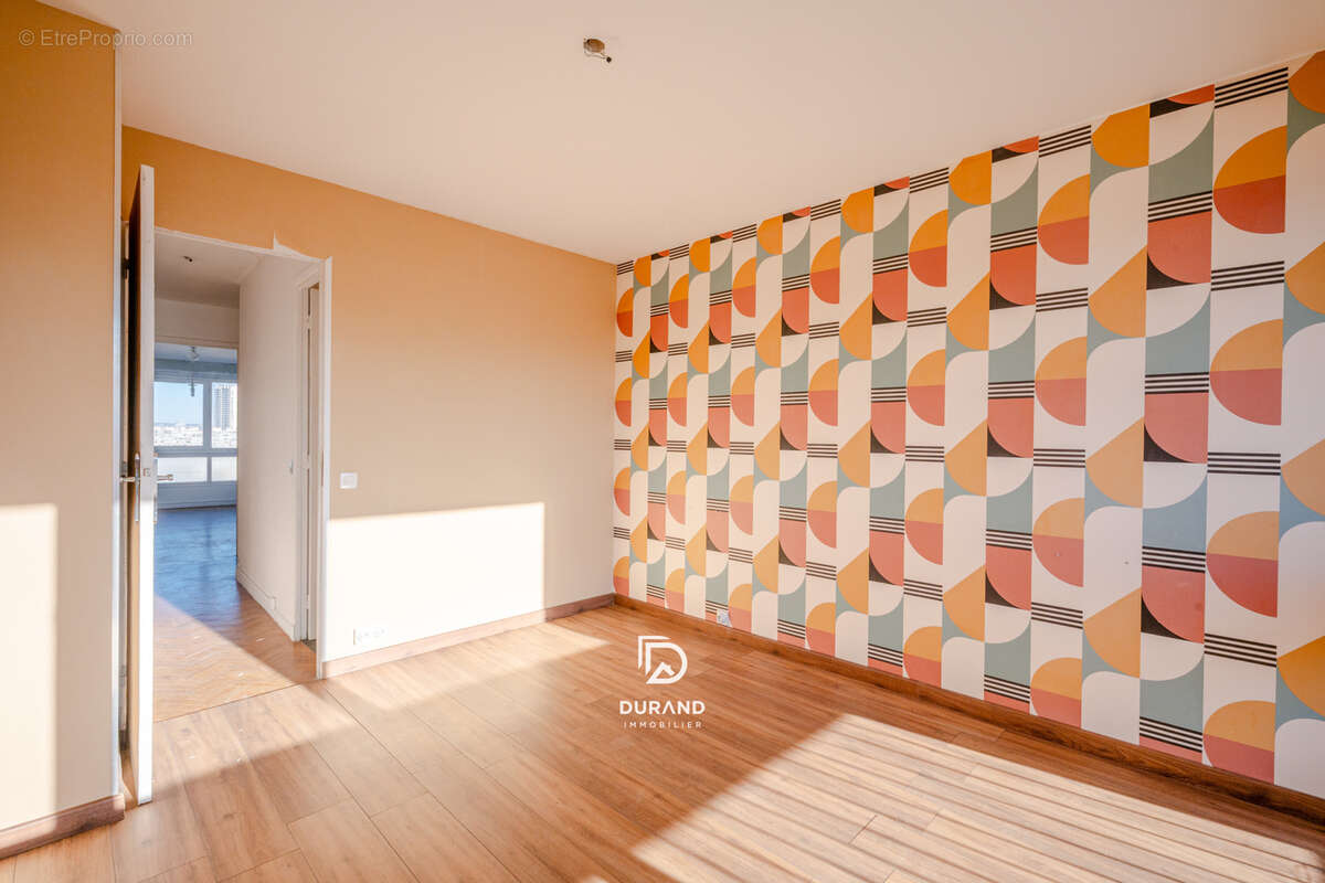 Appartement à MARSEILLE-8E