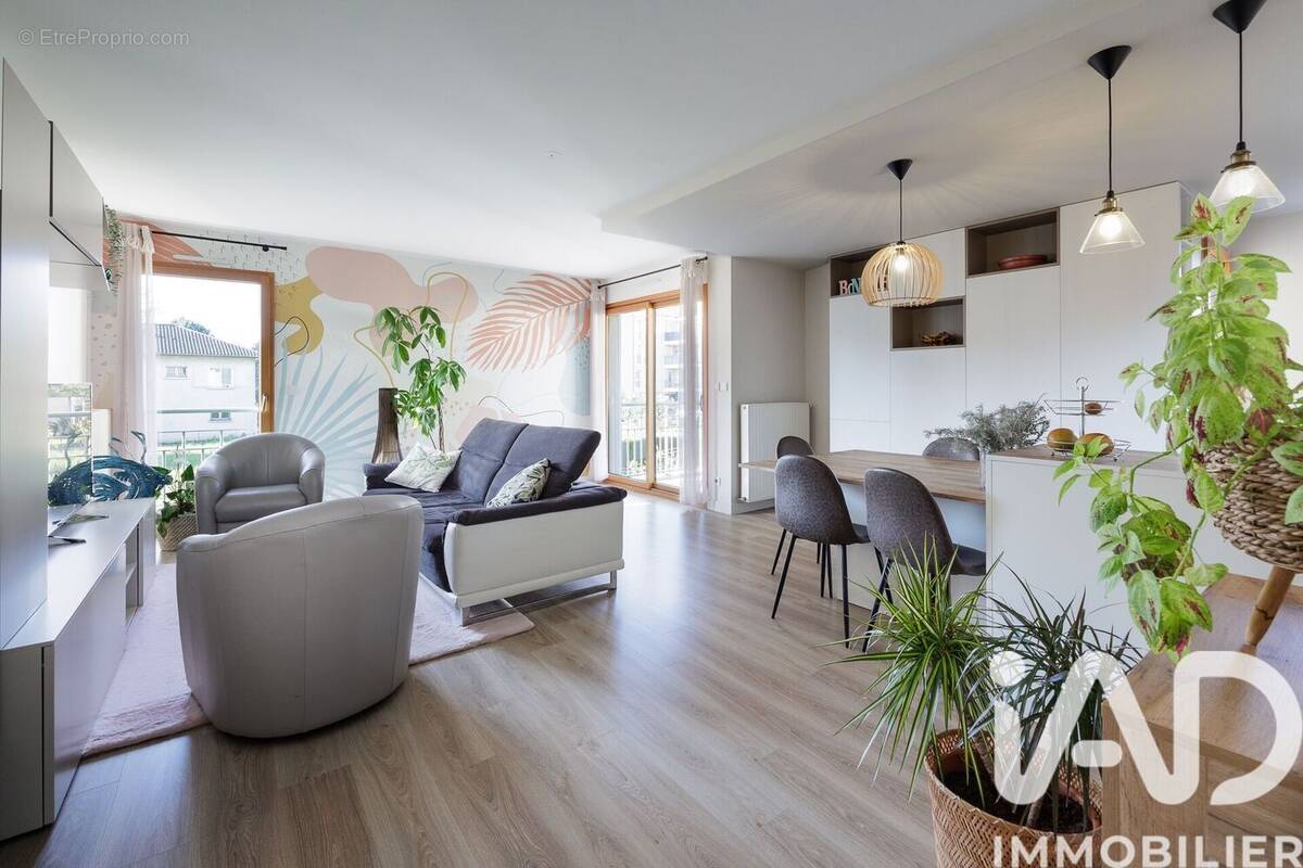 Photo 1 - Appartement à CRAPONNE