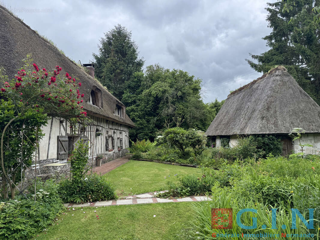 Chaumière 6 pièces de 130m2 - photo 2