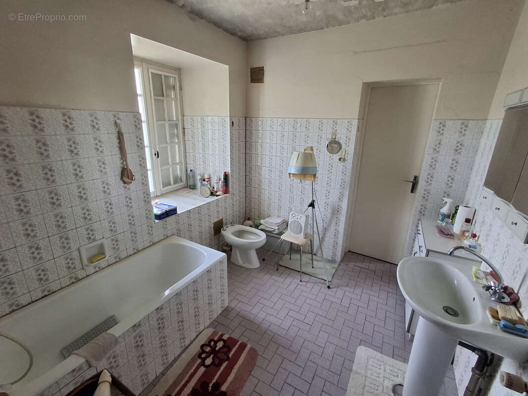 Maison à acheter à Pontmain (53) avec FAR IMMOBILIER - photo 3