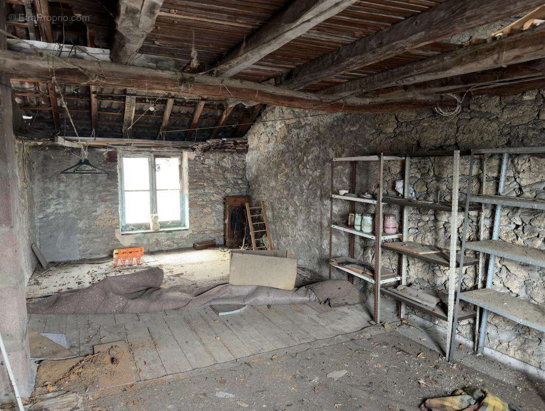 Appartement à SAINT-QUENTIN-SUR-ISERE