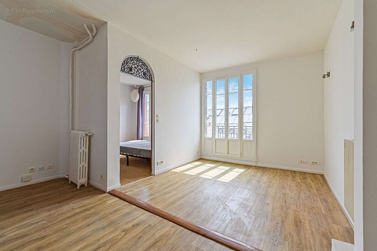 Appartement à PARIS-19E