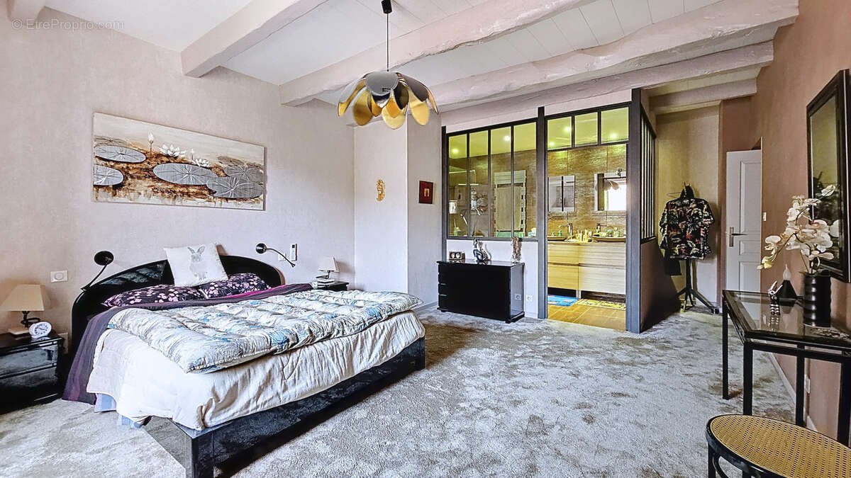 Maison à CORDES-SUR-CIEL