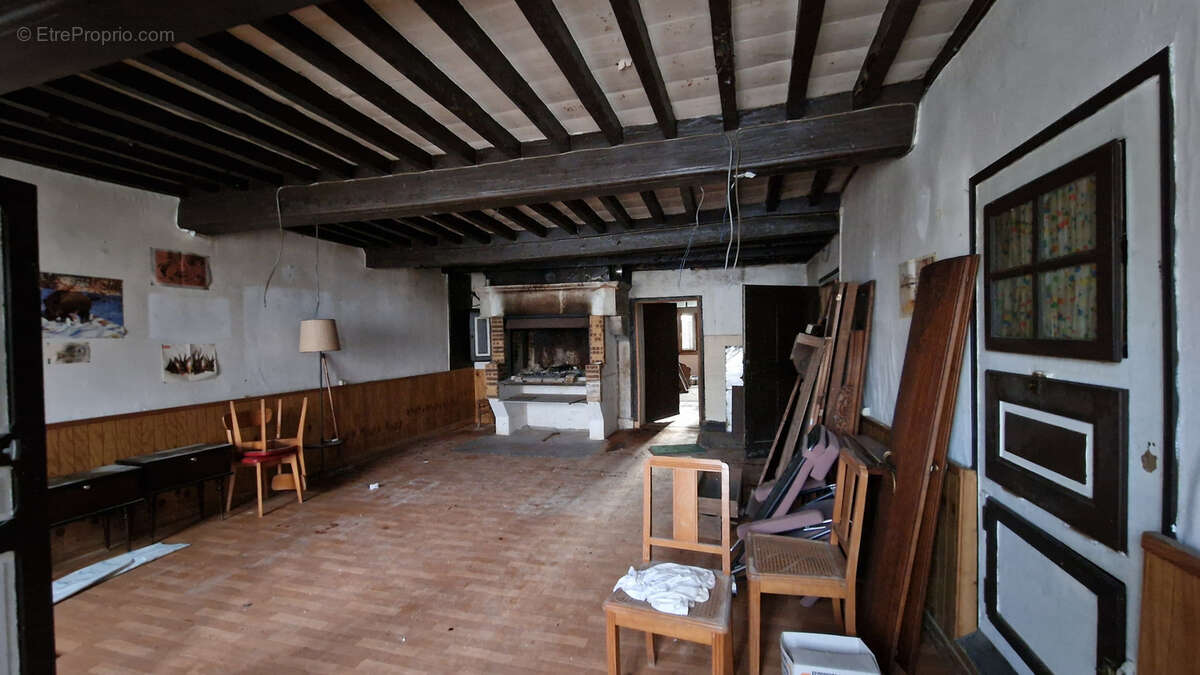 Maison à BROUSSEY-EN-BLOIS