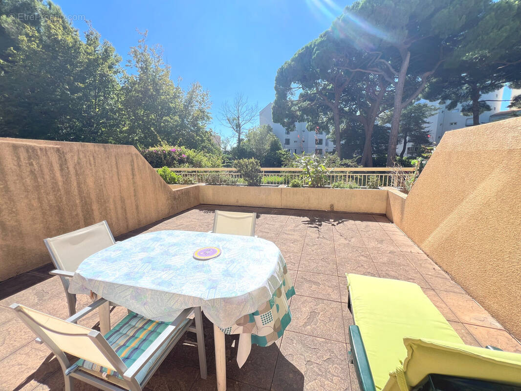 Appartement à HYERES