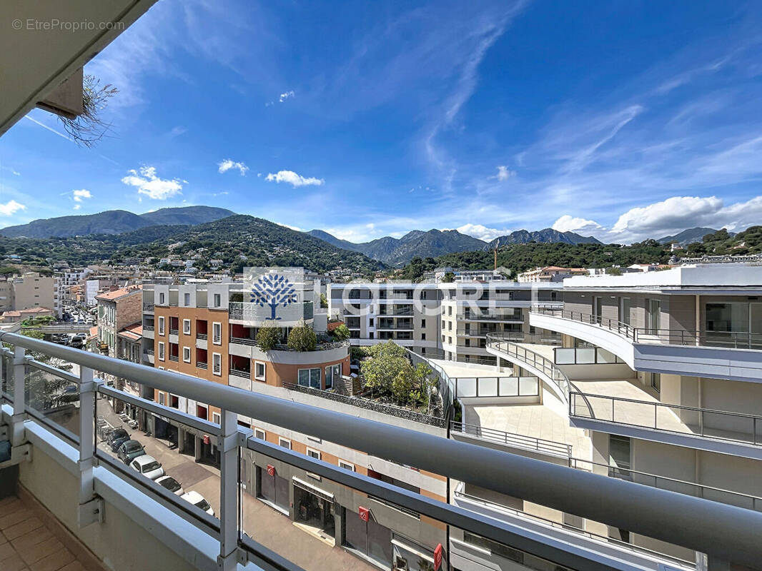 Appartement à ROQUEBRUNE-CAP-MARTIN