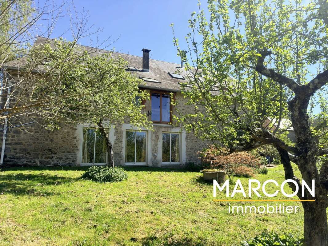 Maison à CHATELUS-MALVALEIX