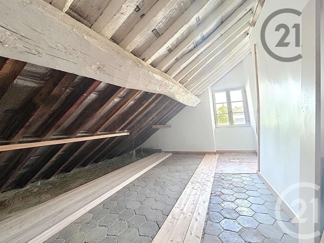 Appartement 108 m² à Fontainebleau  - photo 22