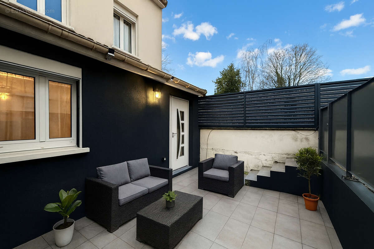 Maison à CHOISY-LE-ROI