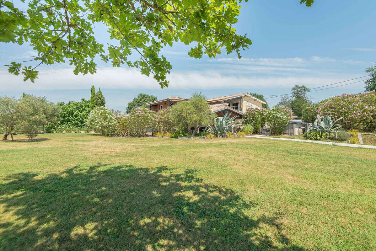 Charmante maison en pierre - 315m2 - creon - photo 31