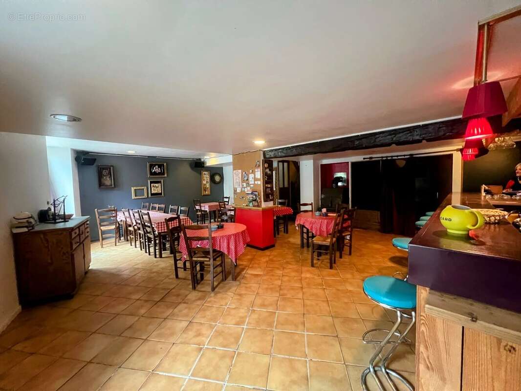 Maison à SAINTE-COLOMBE-SUR-L&#039;HERS