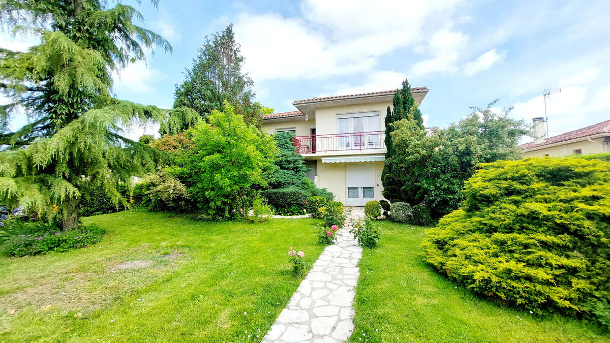 Maison à LA REOLE