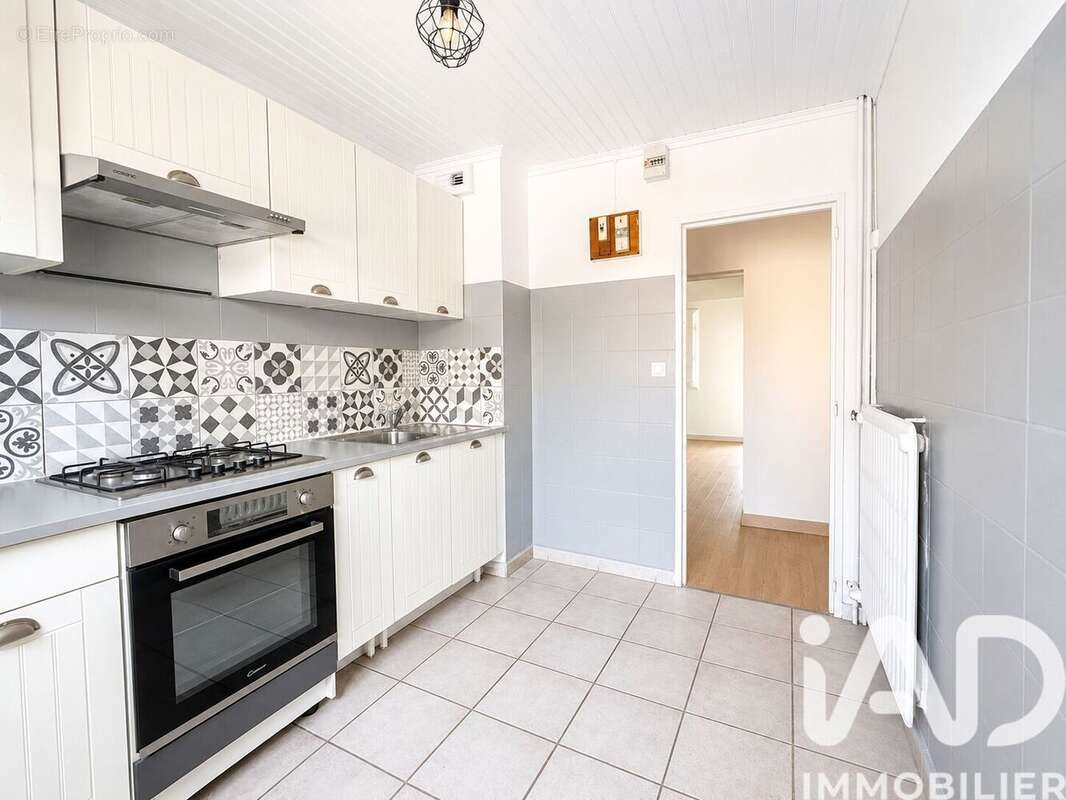 Photo 8 - Appartement à SAINT-PAUL-TROIS-CHATEAUX